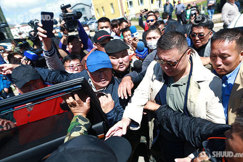 Б.Хурц нарын шүүх хуралдаан хойшиллоо